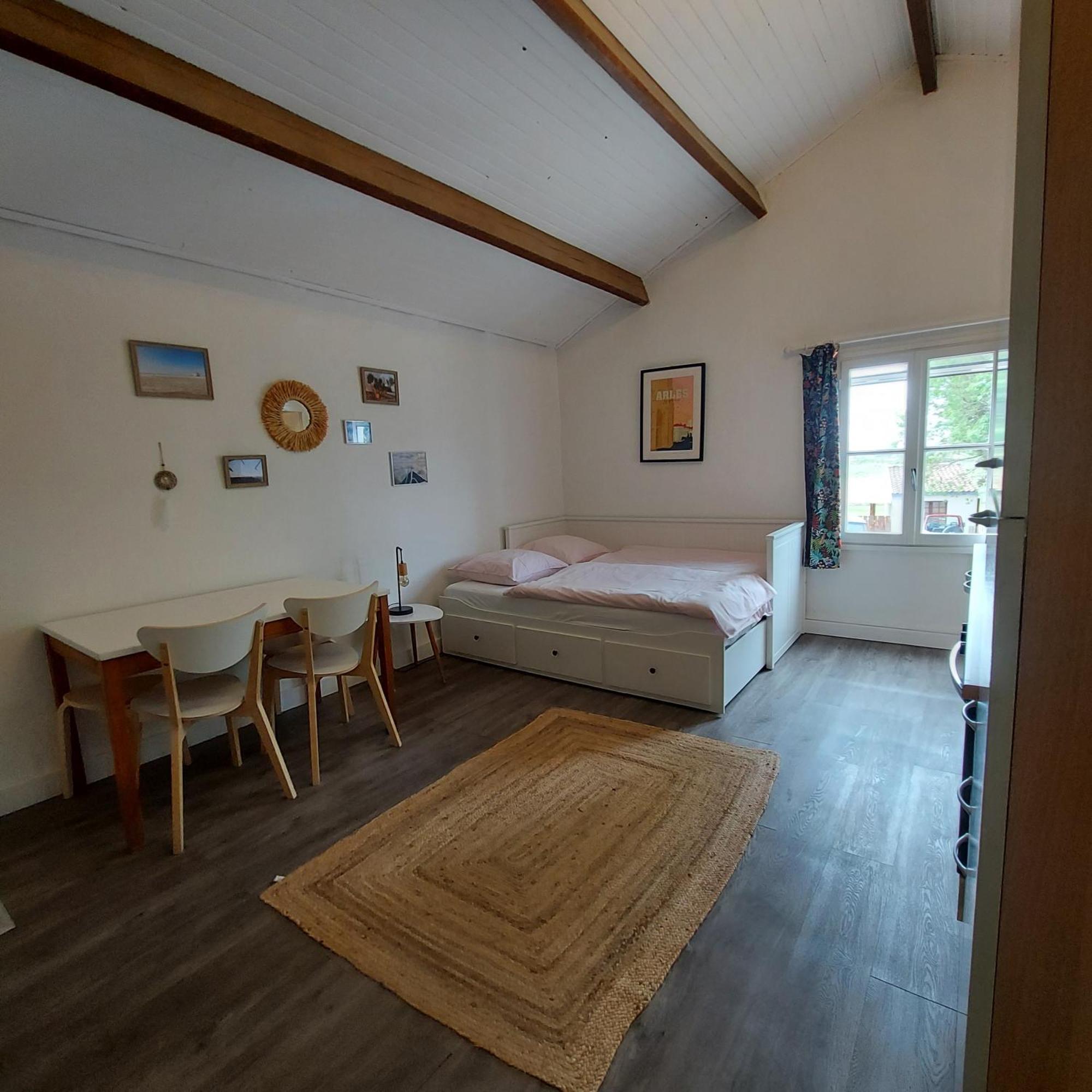 Ferienwohnung Mas Constantin Salin-de-Giraud Exterior foto