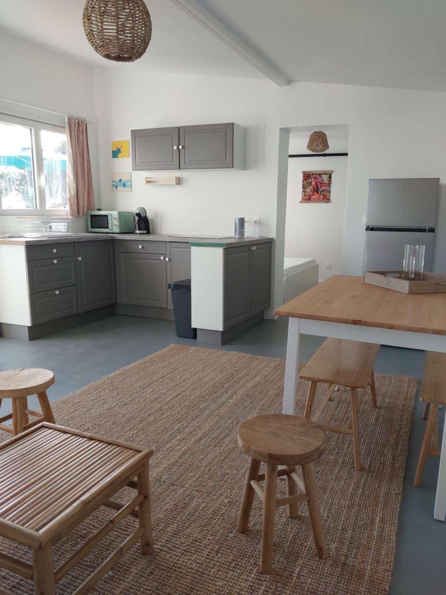 Ferienwohnung Mas Constantin Salin-de-Giraud Zimmer foto